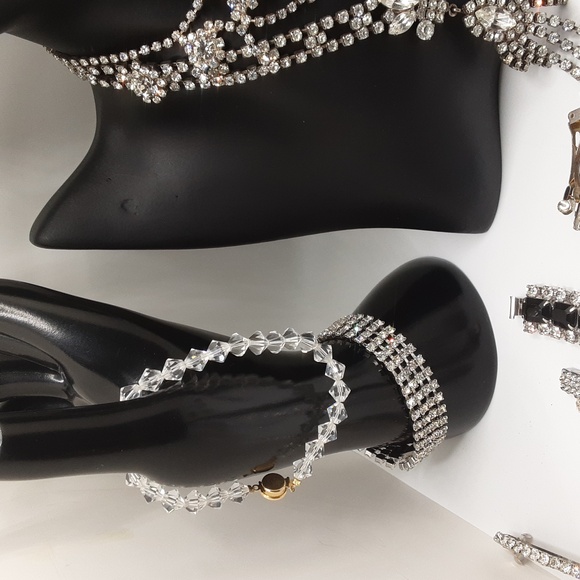 Vintage Jewelry Bundle - Picture 5 of 16